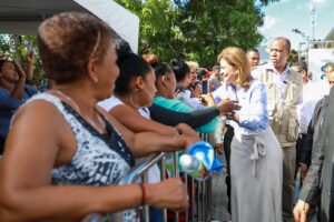 Gobierno de Luis Abinader sigue activo, inaugurará 18 obras este fin de semana en siete provincias y el Distrito Nacional